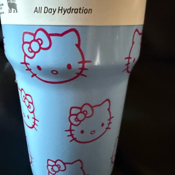 New 30oz Stanley Quencher H2.0 Tumbler - Blue Laser Engraved Hello Kitty - Picture 7 of 8